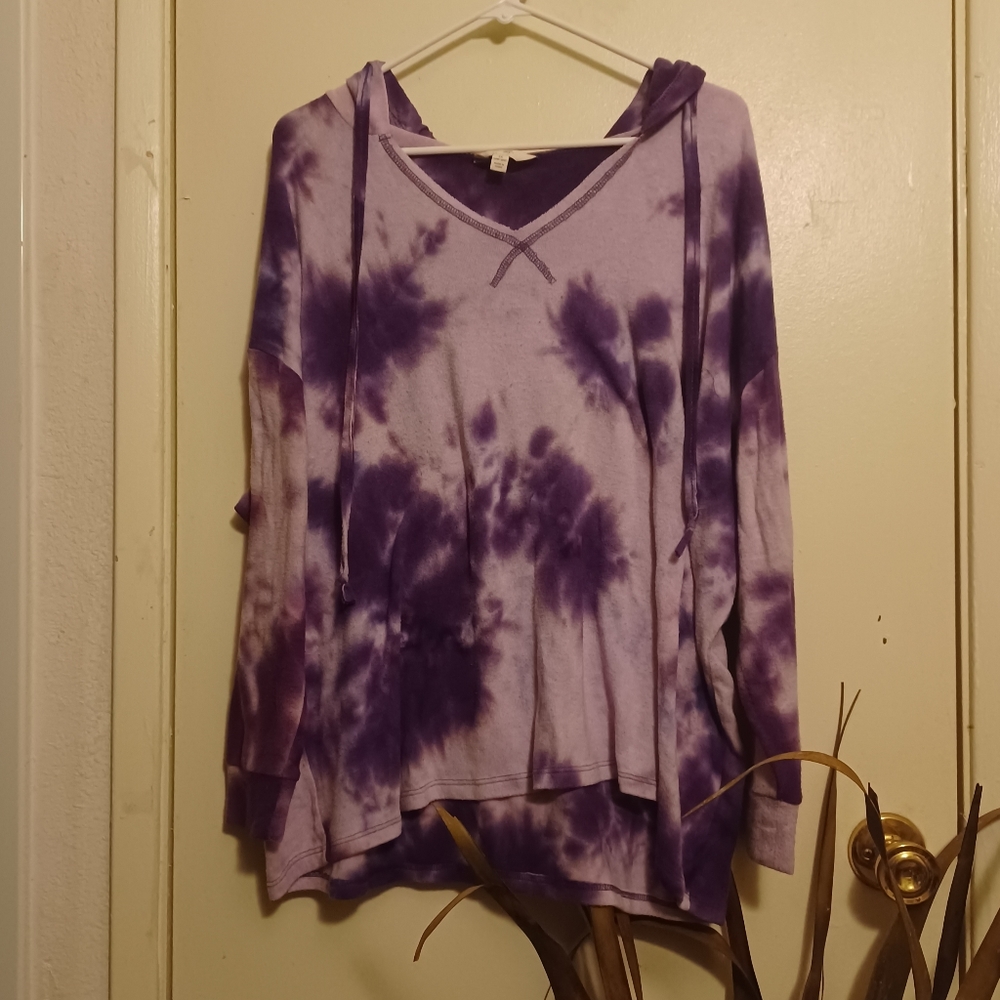 💙Tye-dyed Top w/ hood